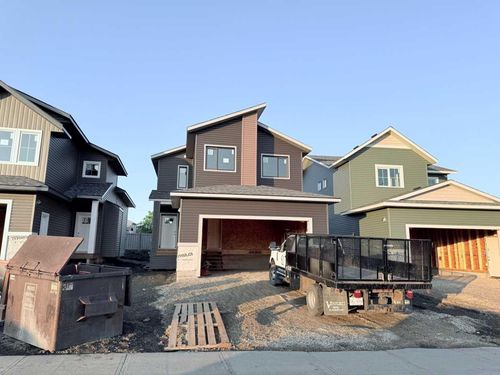 13305 105 Street, Grande Prairie, AB, T8X0W5 | Card Image