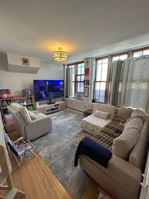 1-74 Park St, Chelsea, MA, 02150-2789 | Card Image