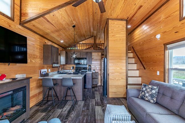 449 Mountain Creek Rd, Home with 2 bedrooms, 1 bathrooms and null parking in Blairsville GA | Image 5