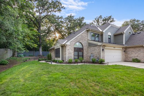 2728 Burton Ct, Westchester, IL, 60154-5904 | Card Image