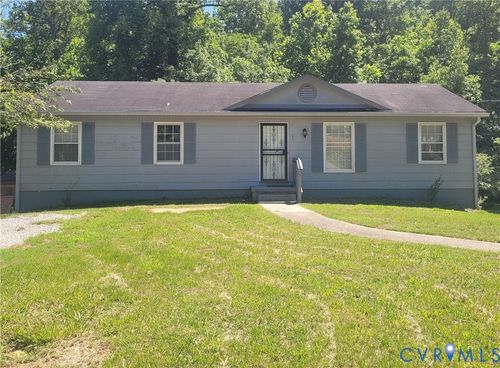 601 Roark St, Chase City, VA, 23924-1249 | Card Image