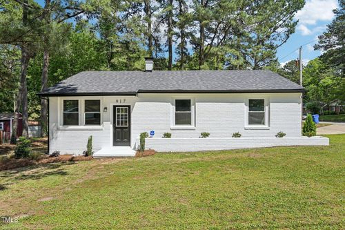 917 Meadow St S, Wilson, NC, 27893-5933 | Card Image