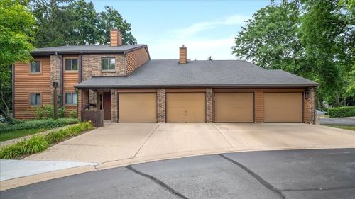 apt-c-635 Waverly Dr, Elgin, IL, 60120-4095 | Card Image