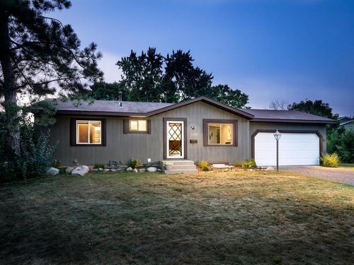 16288 Florida Way W, Rosemount, MN, 55068-1877 | Card Image