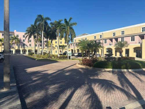 4020-3401 N State Road 7, LAUDERDALE LAKES, FL, 33319 | Card Image