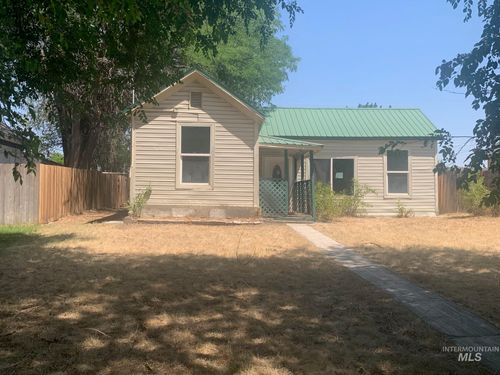 414 N Birch St, Shoshone, ID, 83352-5178 | Card Image
