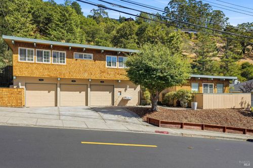 96 Elizabeth Way, San Rafael, CA, 94901-1162 | Card Image
