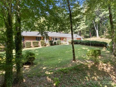 42 Justin Drive, House other with 3 bedrooms, 2 bathrooms and null parking in Etowah NC | Image 2