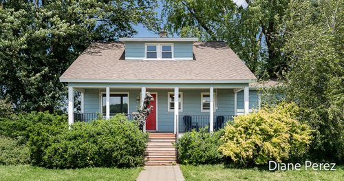6447 Quincy St, Zeeland, MI, 49464-9512 | Card Image
