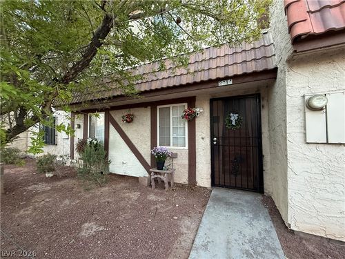 3914 Visby Ln, Las Vegas, NV, 89119-7182 | Card Image