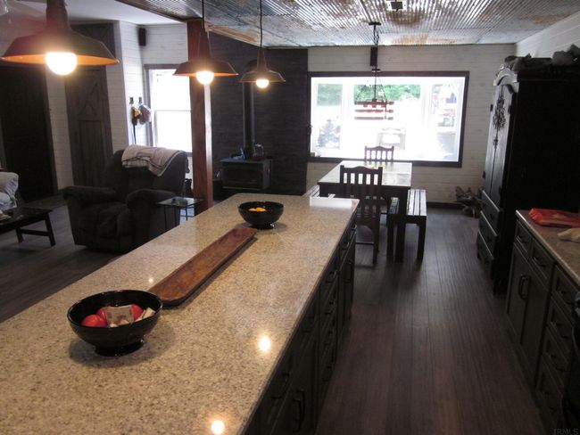 10271 Newport Rd, House other with 4 bedrooms, 3 bathrooms and null parking in Bowling Green IN | Image 6