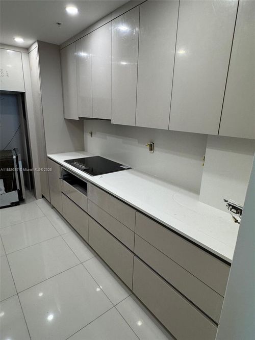 apt-511-3001 S Ocean Dr, Hollywood, FL, 33019-2866 | Card Image