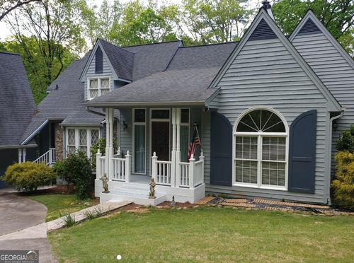 145 E Lake Dr, Mountain Park, GA, 30075-1184 | Card Image