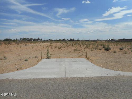 14724 Jim Bridger Rd, El Paso, TX, 79938-9541 | Card Image