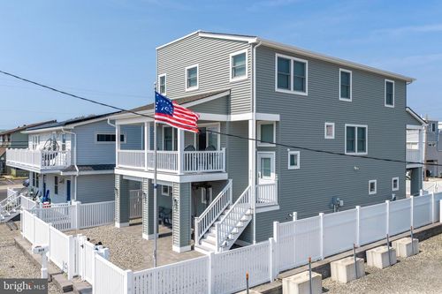 515 Long Beach Blvd, SHIP BOTTOM, NJ, 08008-4777 | Card Image
