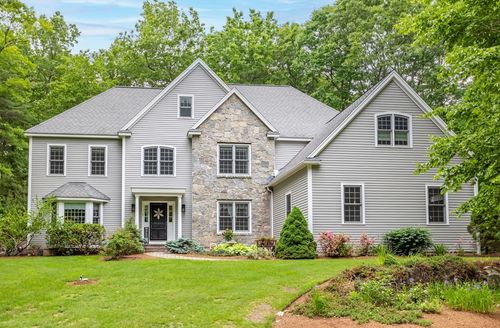 11 Quail Run, Bolton, MA, 01740-2010 | Card Image