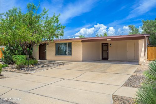 9541 E Calle Eunice, Tucson, AZ, 85715-5823 | Card Image