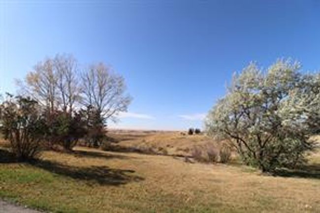 10 Sunset Cres, House detached with 3 bedrooms, 3 bathrooms and null parking in Lethbridge County AB | Image 5