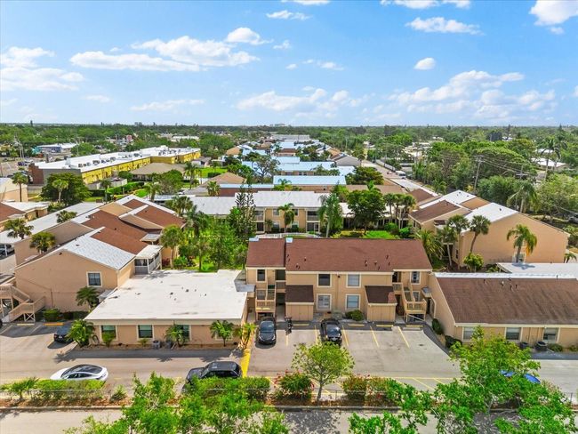 6348 - 6348 7 Th Ave W, Condo with 3 bedrooms, 2 bathrooms and null parking in BRADENTON FL | Image 30