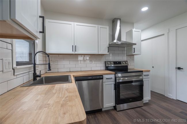 5667 S Quincy Ave, House other with 3 bedrooms, 1 bathrooms and null parking in Tulsa OK | Image 6