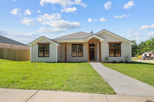 16509 Crossing Circle, Lindale, TX, 75771 | Card Image