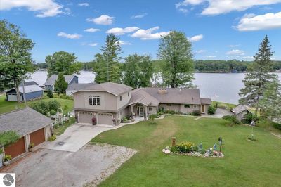 8030 Long Lake Road, House other with 3 bedrooms, 1 bathrooms and null parking in Hale MI | Image 1