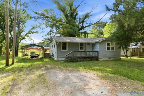 203 Lee St, Scottsboro, AL, 35768-4017 | Card Image