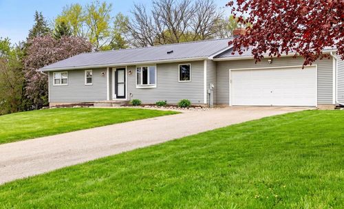 4210 Old Deerfield Road, Deerfield, WI, 53531 | Card Image