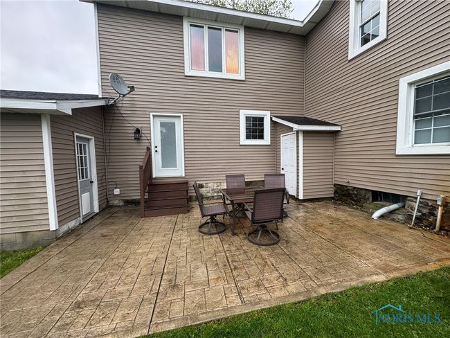 11575 County Road Q, House other with 5 bedrooms, 3 bathrooms and 2 parking in Montpelier OH | Image 6