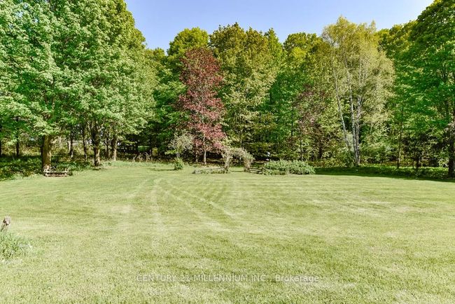 248504 5 Sideroad, House other with 3 bedrooms, 3 bathrooms and 18 parking in Mono ON | Image 37