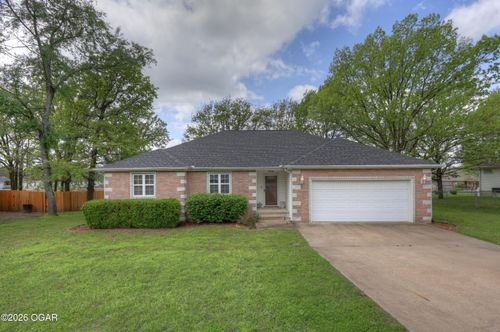 810 Briarbrook Drive, Carl Junction, MO, 64834 | Card Image