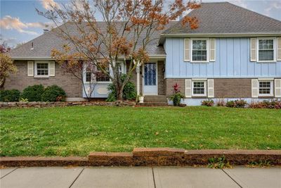 View of front of property featuring a front yard | Image 2