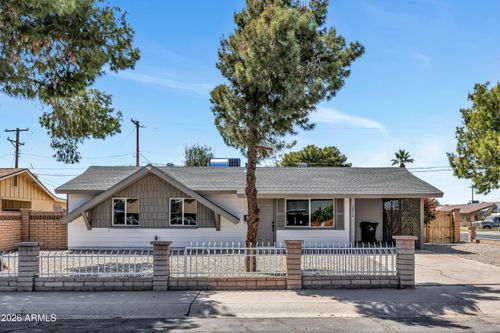 3016 N 35th Dr, Phoenix, AZ, 85019-4402 | Card Image