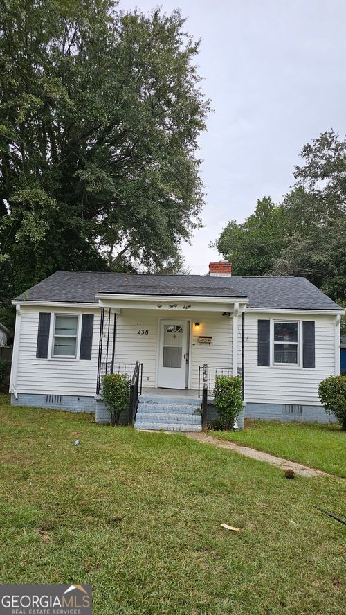 238 Meadowdale Dr, Warner Robins, GA, 31088-4412 | Card Image