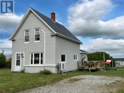 733 Pembroke Rd, House other with 3 bedrooms, 1 bathrooms and null parking in Pembroke NS | Image 1