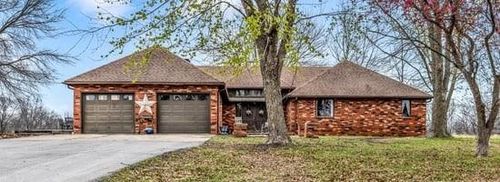 14589 Ne County Road 2763, Adrian, MO, 64720-4689 | Card Image