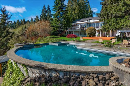 1205 11th Ct Sw, Olympia, WA, 98502-5804 | Card Image