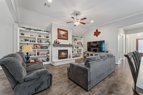 137 Gray Vervain Ct, Montgomery, TX, 77316-1620 | Card Image