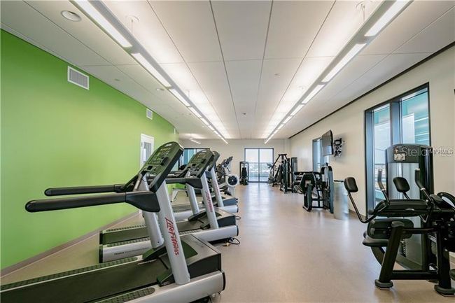 UNIT-2312 - 1 Beach Dr Se, Condo with 2 bedrooms, 2 bathrooms and null parking in ST PETERSBURG FL | Image 28