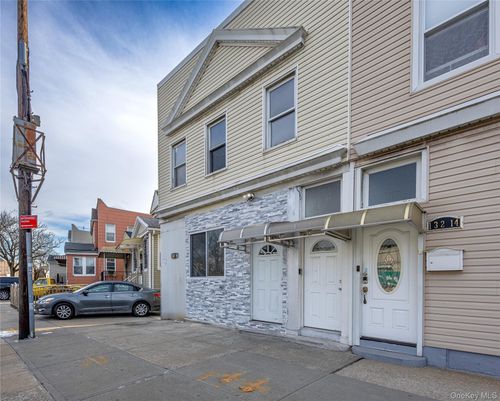 132-16 Hillside Ave, Richmond Hill, NY, 11418 | Card Image