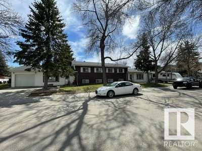 14617 106 Ave Nw, Home with 3 bedrooms, 2 bathrooms and 4 parking in Edmonton AB | Image 1