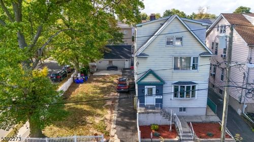 75 Mount Prospect Ave, Belleville, NJ, 07109-2094 | Card Image