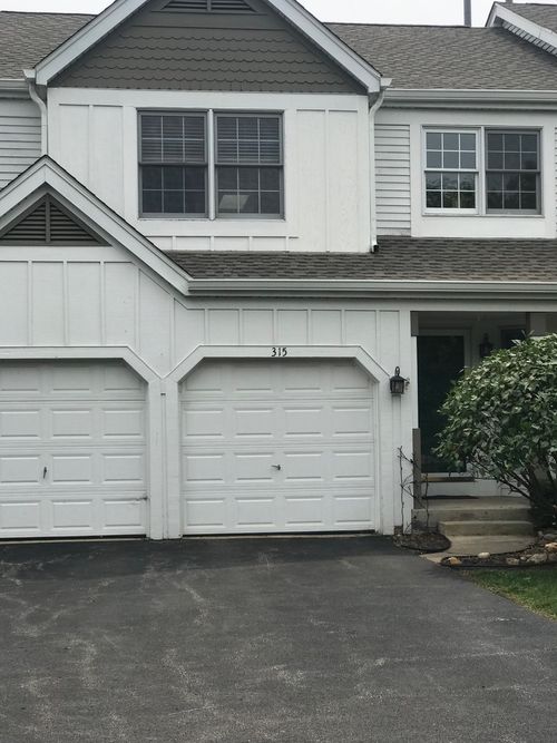 315 Spring Point Dr, Carpentersville, IL, 60110-2837 | Card Image