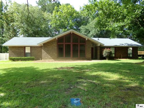 706 Hundred Oaks Dr, Ruston, LA, 71270-2420 | Card Image