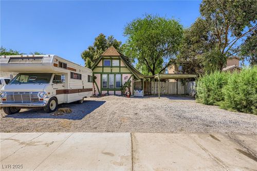 1819 N Bruce St, North Las Vegas, NV, 89030-6903 | Card Image