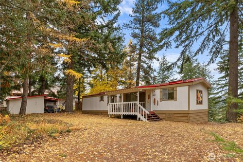 590 Oakmont Dr, Cle Elum, WA, 98922-9303 | Card Image