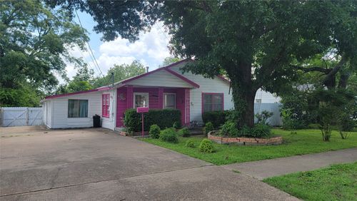 401 Lawrence Ave, Terrell, TX, 75160-2429 | Card Image