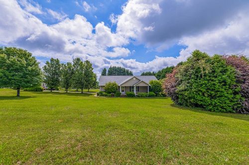 301 S Cassidy Way, Campobello, SC, 29322-7904 | Card Image