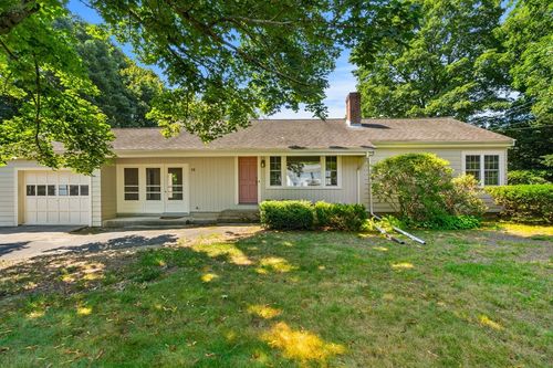 15 Cherry St, Wenham, MA, 01984-1322 | Card Image