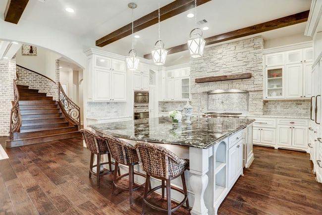 Abundant storage plus a hidden pantry! | Image 13